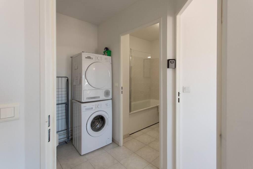 L41 Suite Paladium 8Pax 4Rooms Balcony Wifi Ac Ница Екстериор снимка